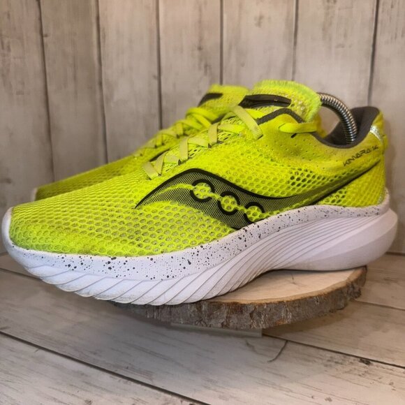 Saucony Kinvara 14 Running Shoes Women's Size 9.5 Yellow S10823-06 Sneakers - Picture 4 of 7